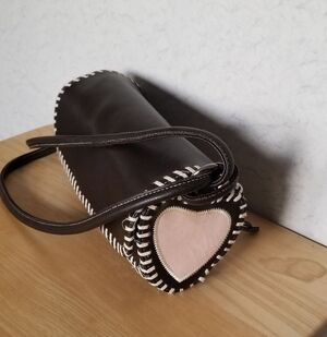 Darling Contrast Stitch Heart Barrel Bag Sondra Roberts